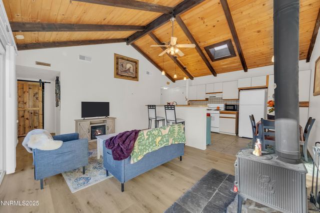 39 Granite Way, Carson City, NV 89706