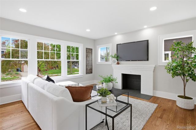 314 Montgomery Avenue, Ann Arbor, MI 48103