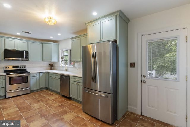 500 WASHINGTON AVE, La Plata, MD 20646