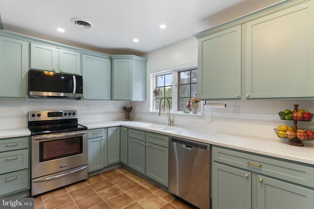500 WASHINGTON AVE, La Plata, MD 20646