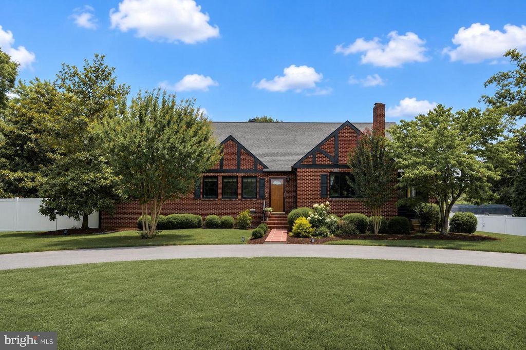 500 WASHINGTON AVE, La Plata, MD 20646