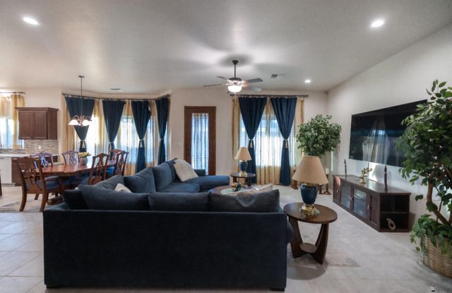 3362 W 39 St, Yuma, AZ 85365