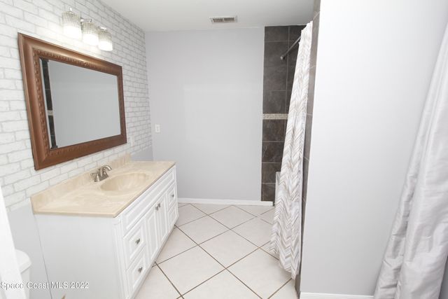 1009 Fairplay Avenue NW, Palm Bay, FL 32907