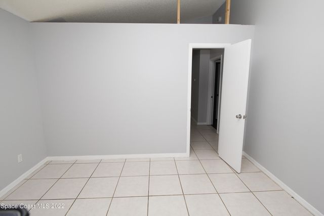 1009 Fairplay Avenue NW, Palm Bay, FL 32907