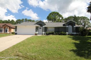 1009 Fairplay Avenue NW, Palm Bay, FL 32907