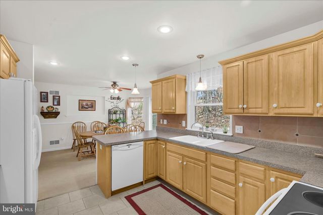 311 SIOUX DR, Auburn, PA 17922