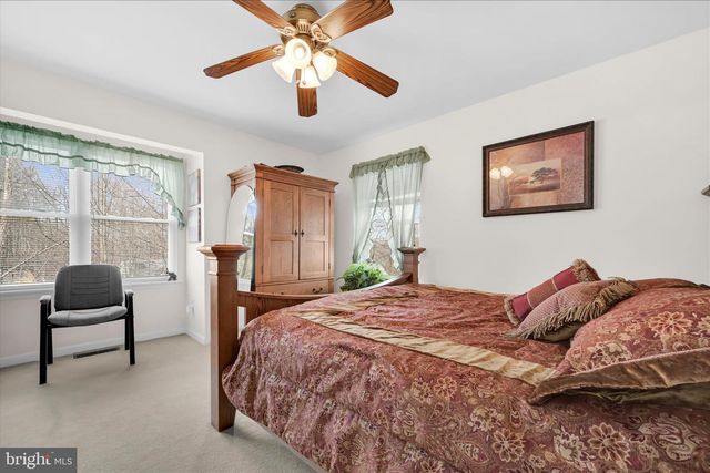 311 SIOUX DR, Auburn, PA 17922