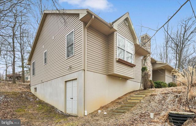 311 SIOUX DR, Auburn, PA 17922