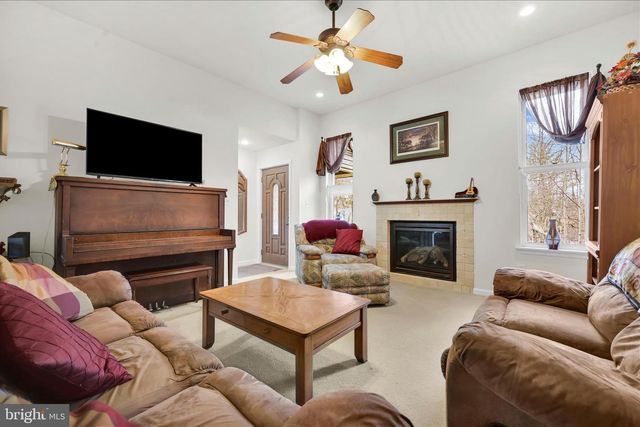 311 SIOUX DR, Auburn, PA 17922