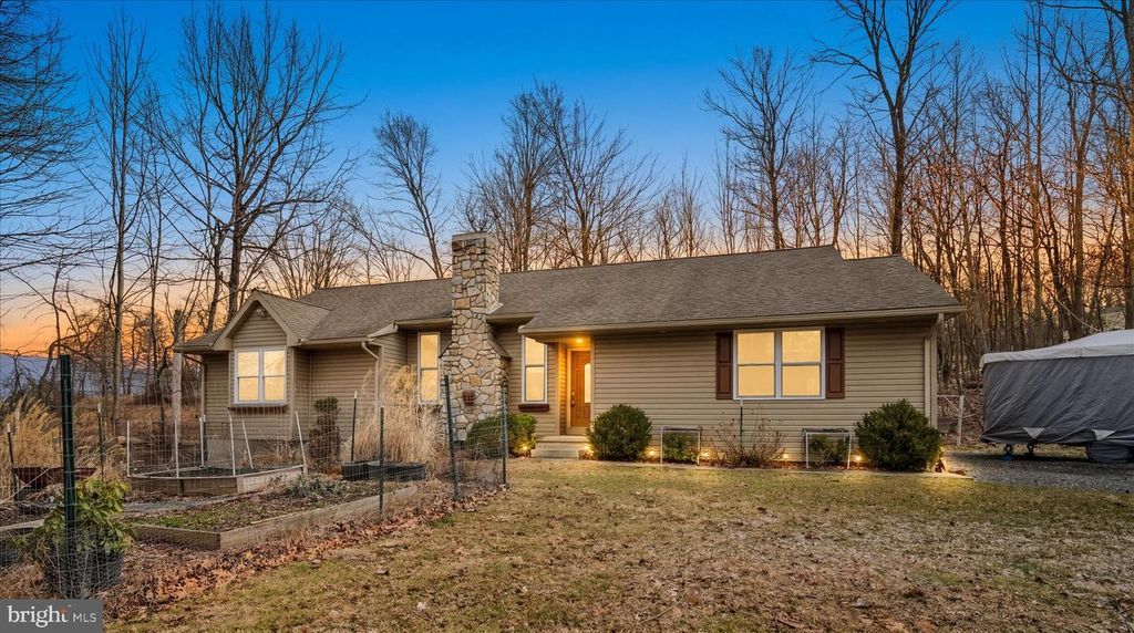 311 SIOUX DR, Auburn, PA 17922