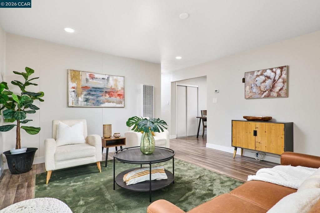 Image 7 of property listing at 4320 4320 Delta Fair Blvd, Antioch, CA 94509