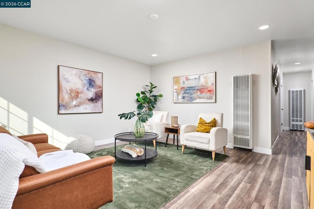 Image 8 of property listing at 4320 4320 Delta Fair Blvd, Antioch, CA 94509