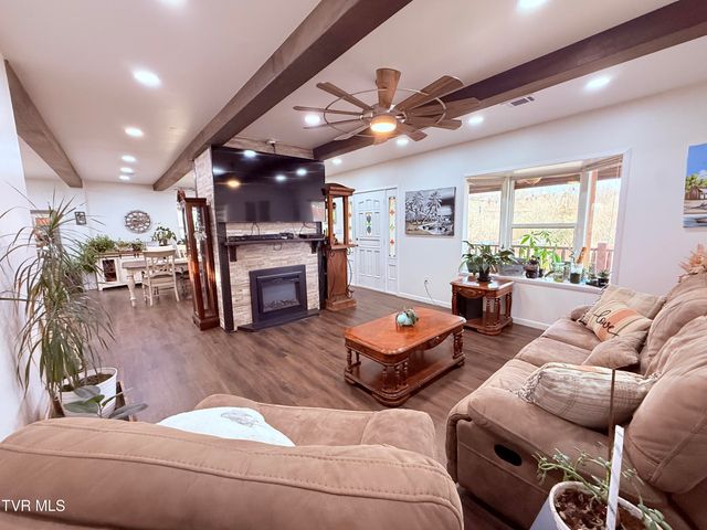 119 West Main Boulevard, Church Hill, TN 37642