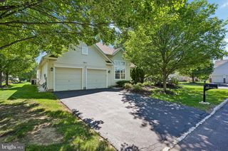 1 YARROW WAY, Langhorne, PA 19047