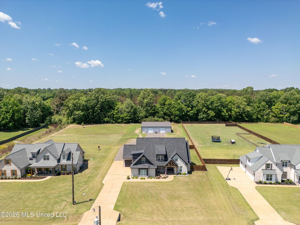 4325 Jenny Lane, Hernando, MS 38632