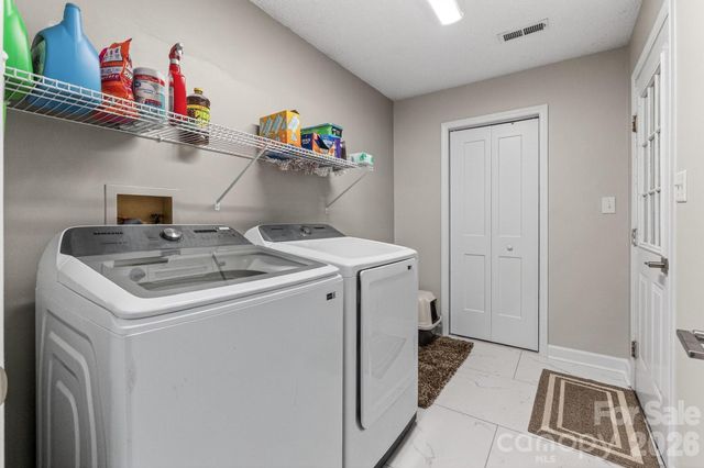 7795 Old Post Road, Denver, NC 28037