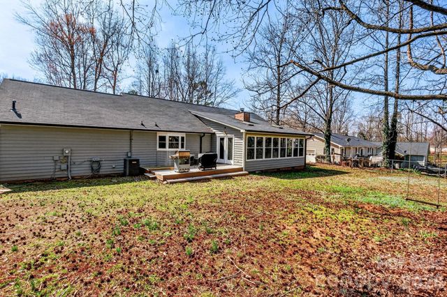 7795 Old Post Road, Denver, NC 28037