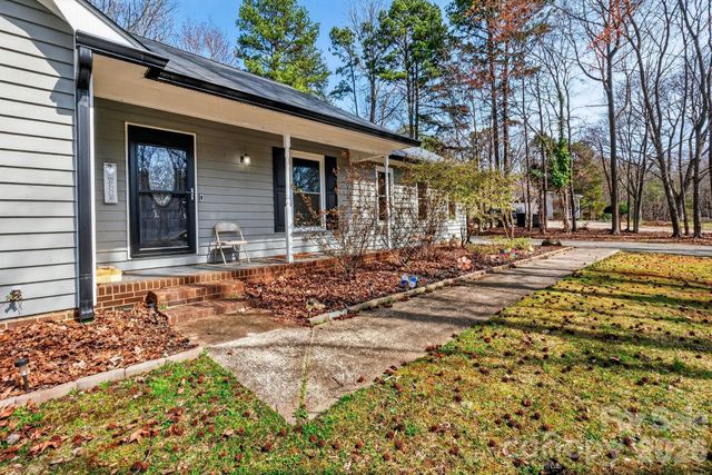 7795 Old Post Road, Denver, NC 28037