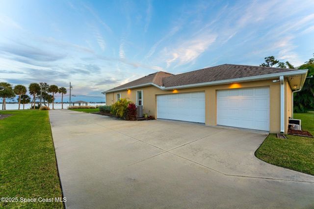 1953 Rockledge Drive, Rockledge, FL 32955