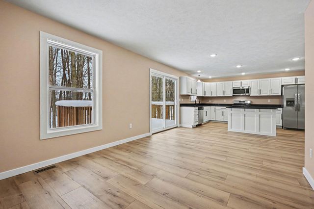 5882 Mullen Ridge Drive, Delton, MI 49046