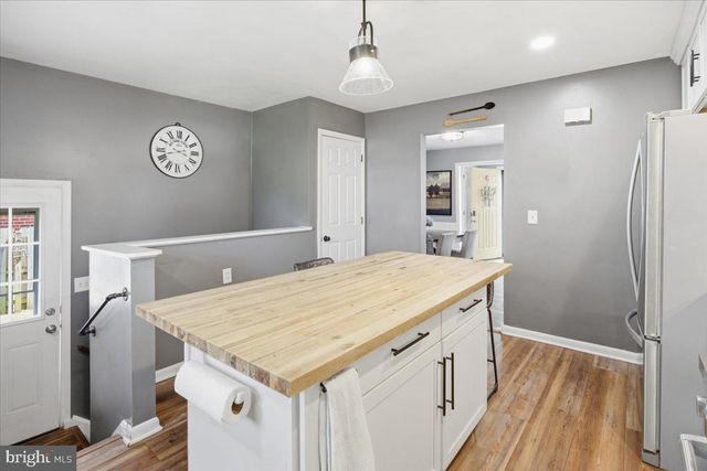 2117 LOUISA AVE, Wilmington, DE 19808