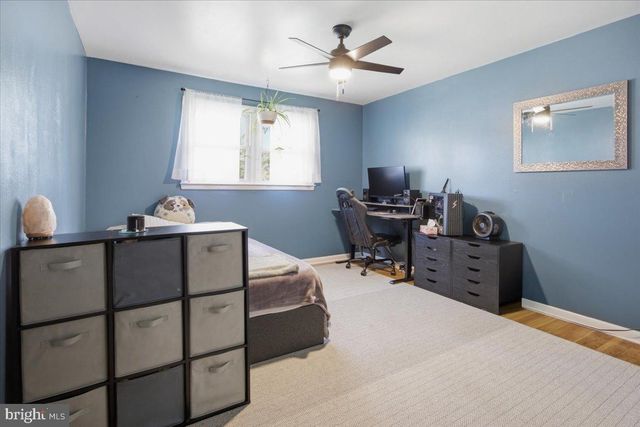 2117 LOUISA AVE, Wilmington, DE 19808