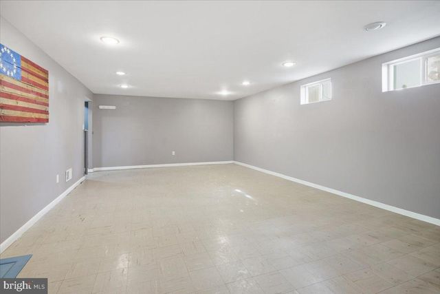 2117 LOUISA AVE, Wilmington, DE 19808
