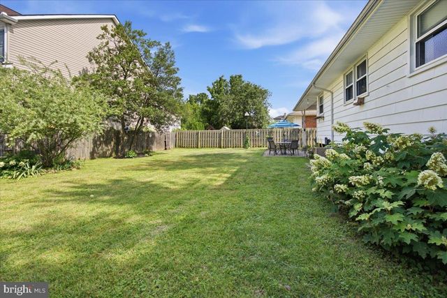 2117 LOUISA AVE, Wilmington, DE 19808