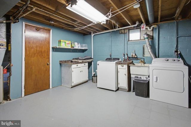 2117 LOUISA AVE, Wilmington, DE 19808
