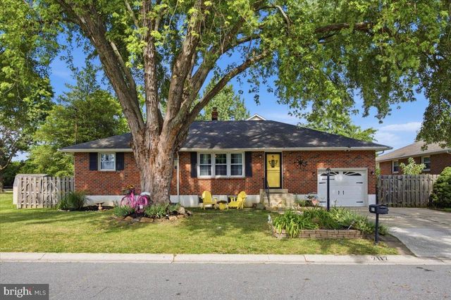 2117 LOUISA AVE, Wilmington, DE 19808