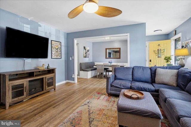 2117 LOUISA AVE, Wilmington, DE 19808