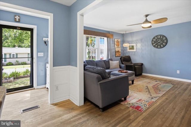 2117 LOUISA AVE, Wilmington, DE 19808