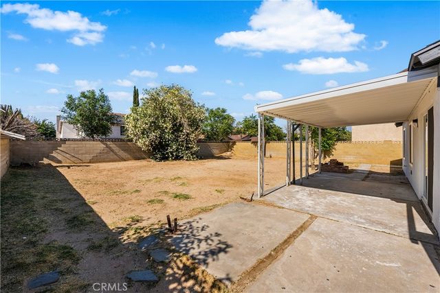 1015 Caperton, Lancaster, CA 93535