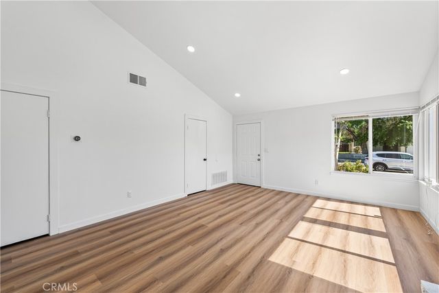 1015 Caperton, Lancaster, CA 93535