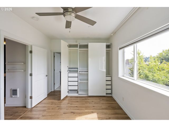 5321 Ne IRVING St C, Portland, OR 97213