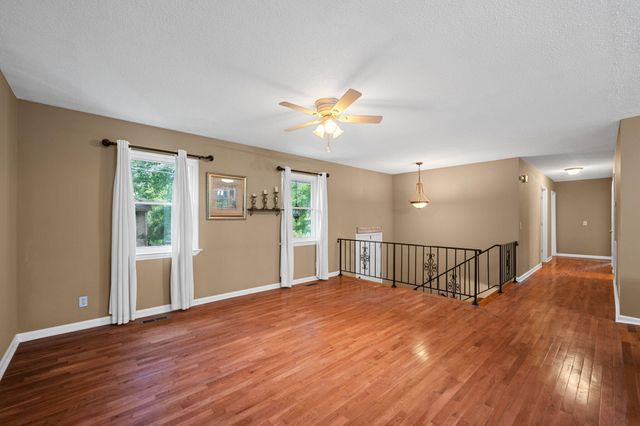 8480 Cross Timbers Circle, Hixson, TN 37343
