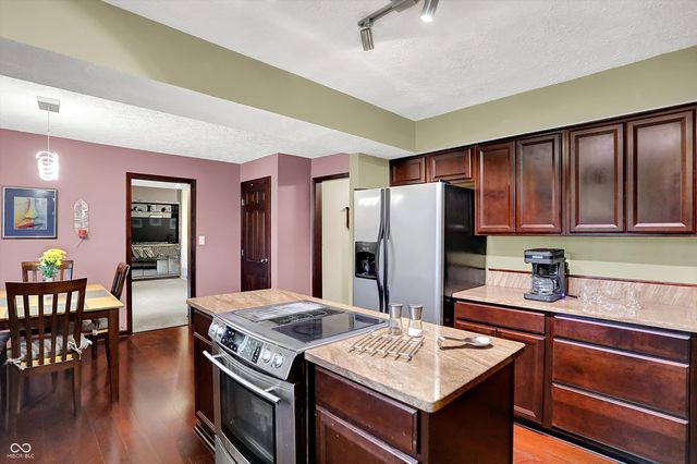 1750 Royalton Drive, Carmel, IN 46032