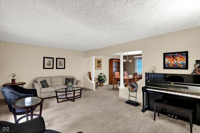 1750 Royalton Drive, Carmel, IN 46032