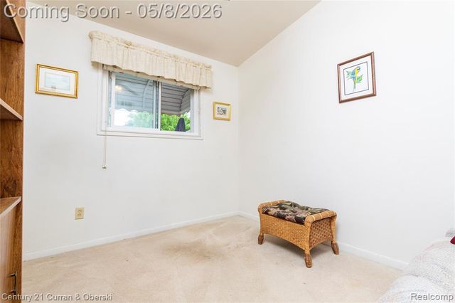5387 Vivian Street, Dearborn Heights, MI 48125