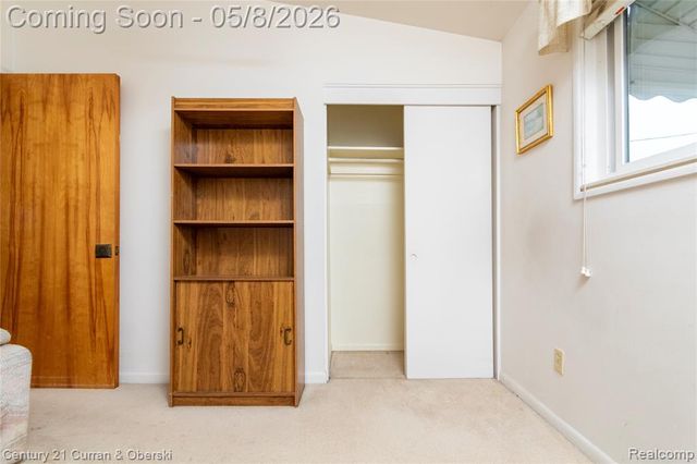 5387 Vivian Street, Dearborn Heights, MI 48125