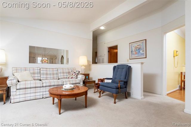 5387 Vivian Street, Dearborn Heights, MI 48125
