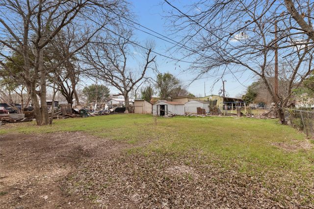 1417 River RD, San Marcos, TX 78666