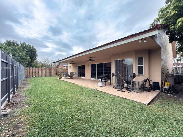 17055 SW 144th Ct, Miami, FL 33177