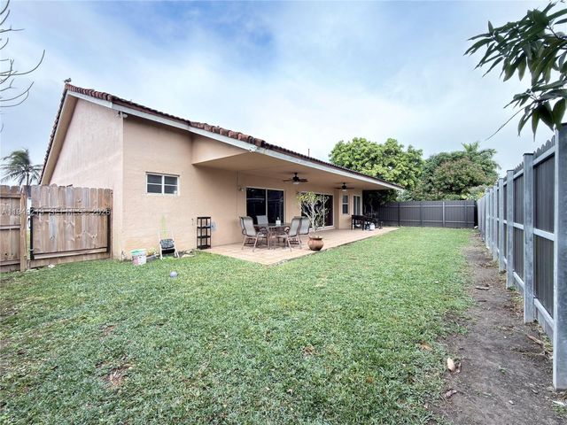 17055 SW 144th Ct, Miami, FL 33177