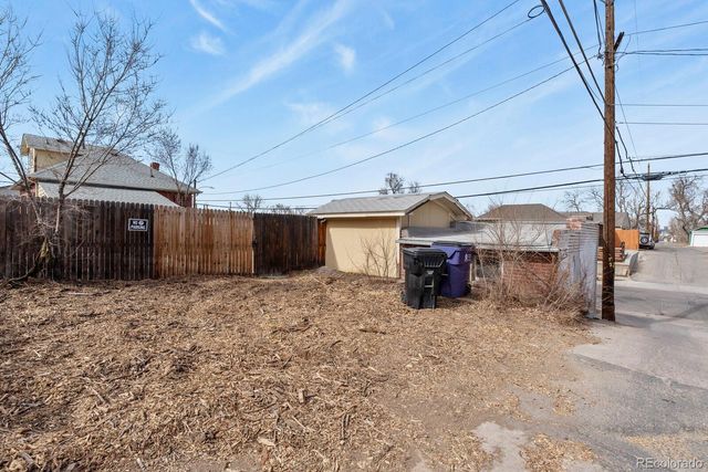 2300 S Cherokee Street, Denver, CO 80223