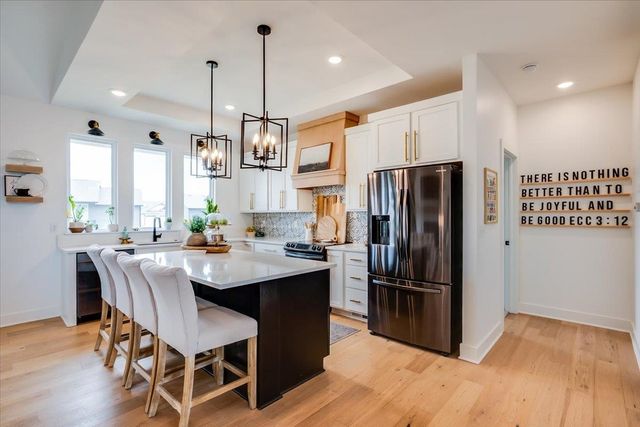 2604 N Pebble, Andover, KS 67002