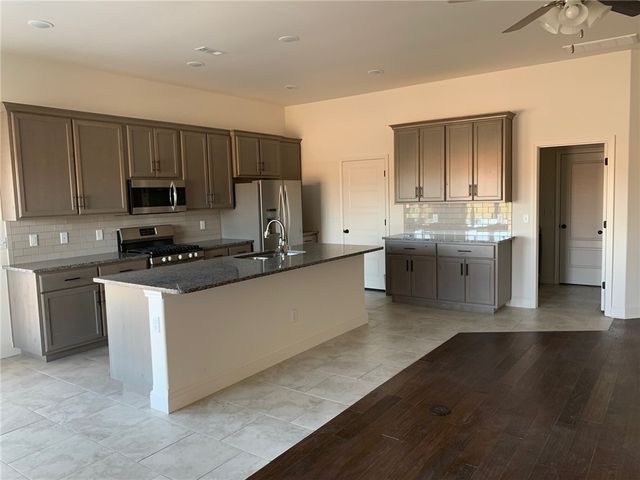 740 Arkansas Black, Bentonville, AR 72712