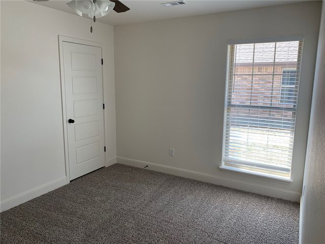 740 Arkansas Black, Bentonville, AR 72712