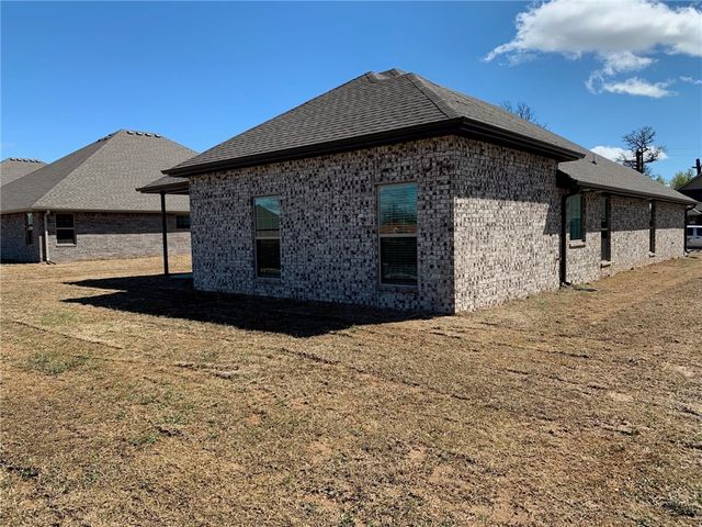 740 Arkansas Black, Bentonville, AR 72712