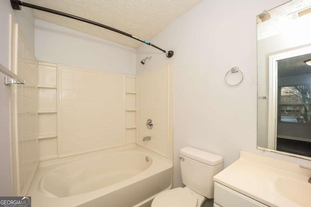 12101 Fairington Ridg Circle, Lithonia, GA 30038